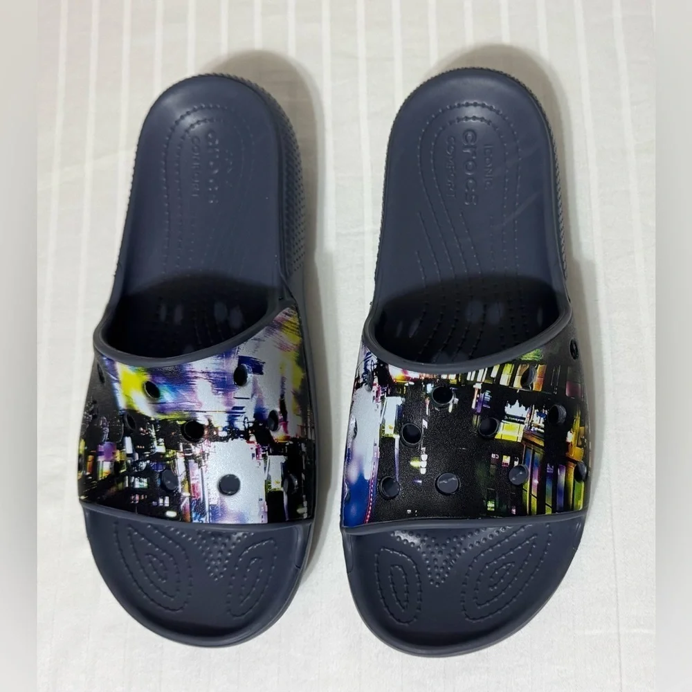CROCS Classic Slide Sandals Meta Scape City Graphic Print Size 9 Men / 11 Women